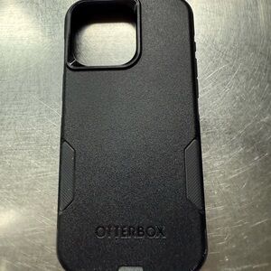 OtterBox Black Rugged Phone Case Dual-Layer Protection